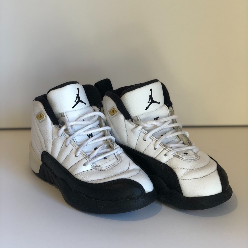 Nike Jordan 12 Retro (Taxi) Size 11c